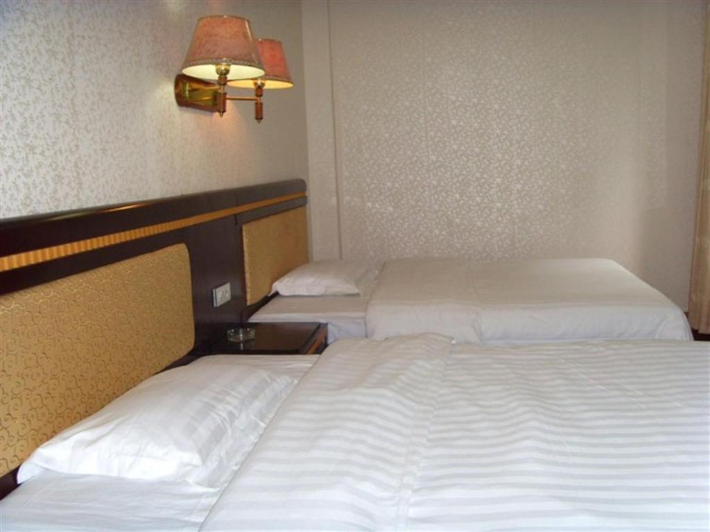 Guilin Muslim Hotel Szoba fotó